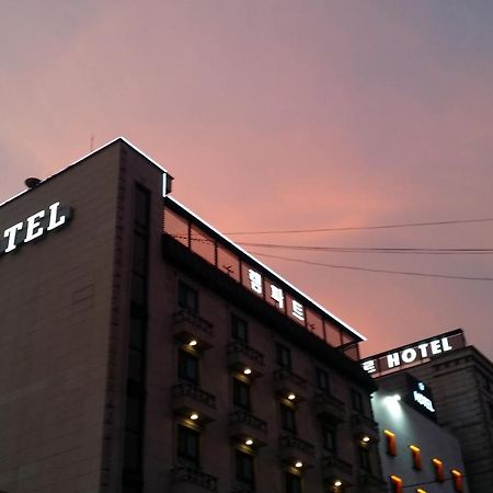 Rampart Hotel Gwangmyeong Eksteriør billede
